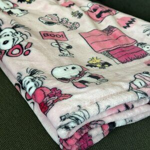Pink Peanuts Snoopy Extra long plush Halloween throw blanket